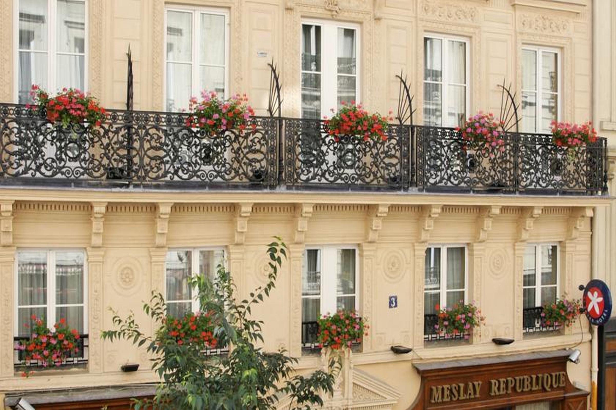Meslay Republique Parijs